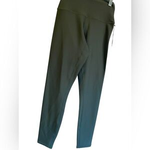 NWT Alo Yoga 7/8 airbrush leggings DARK CACTUS Size XS